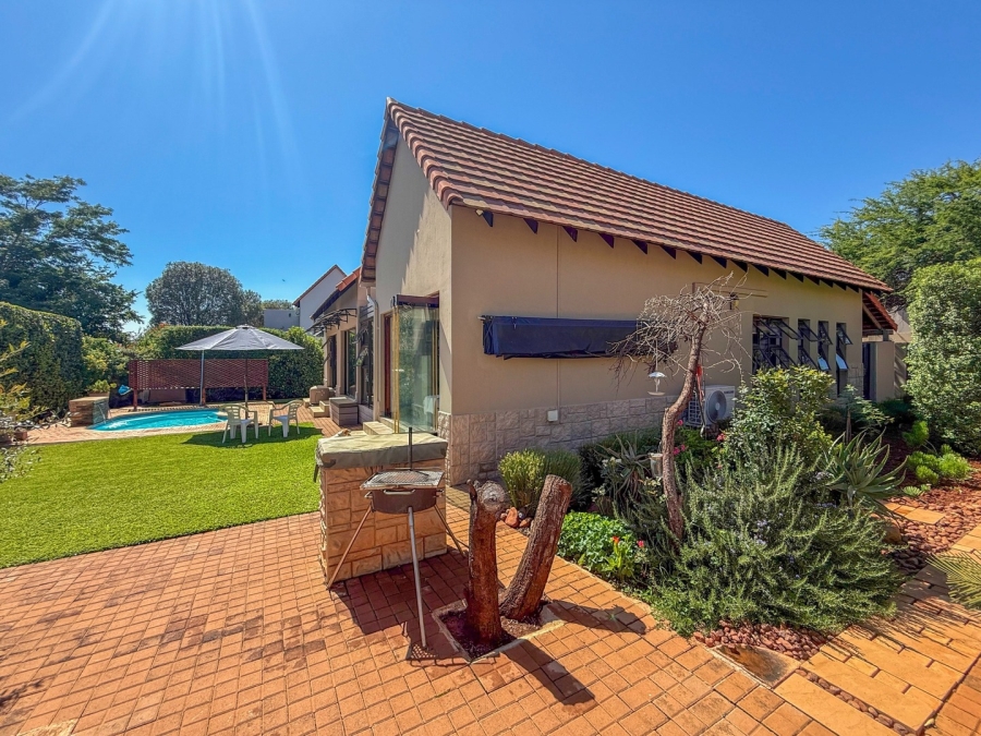 2 Bedroom Property for Sale in Leloko Lifestyle Estate North West